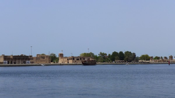 Dubai_Schiff