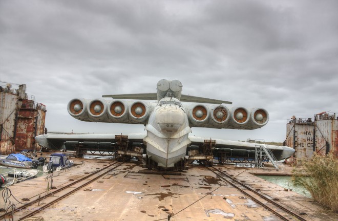 Ekranoplan1